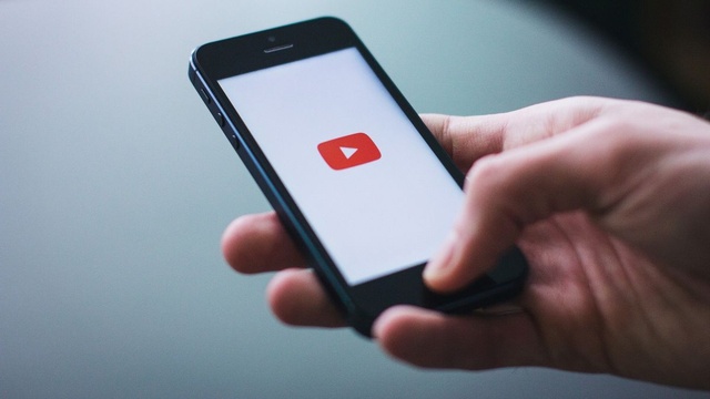 Filmik na YouTube o koronawirusie? Pewnie zostanie usunięty