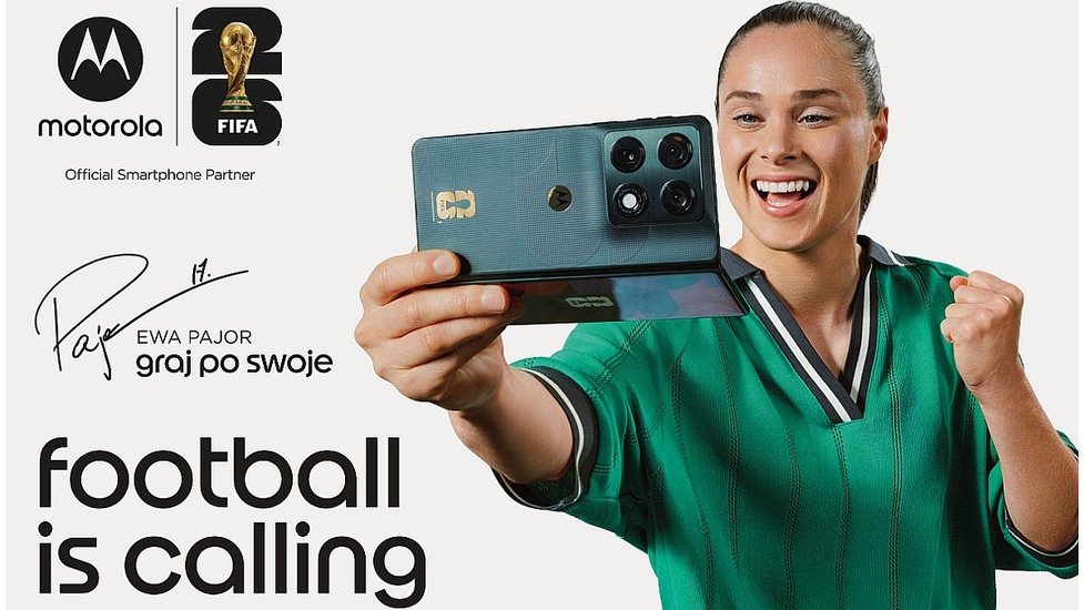 Motorola zagra z Ewą Pajor: Gwiazda kobiecej piłki ambasadorką popularnego producenta smartfonów