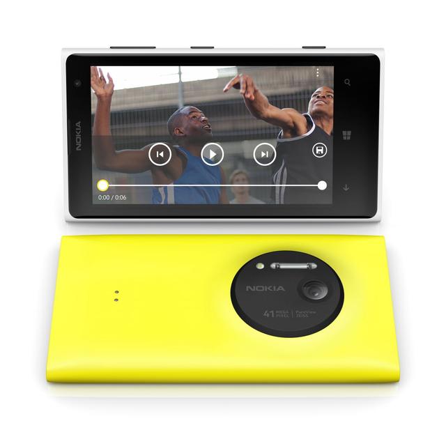 Zoom – stworzony na nowo: premiera smartfonu Nokia Lumia 1020