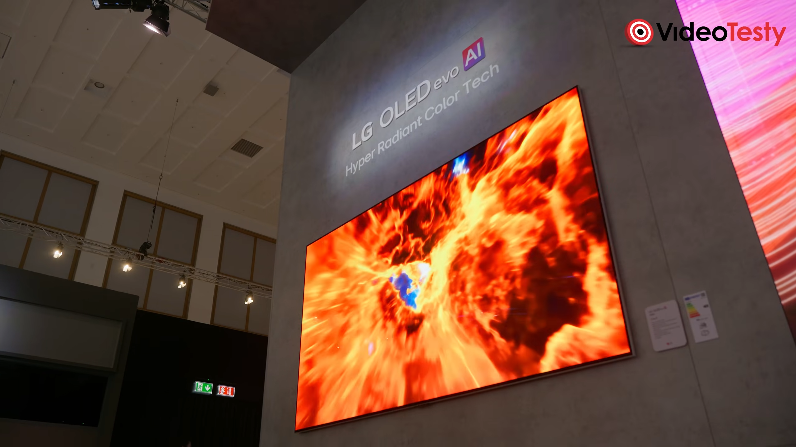 LG OLED evo AI W6