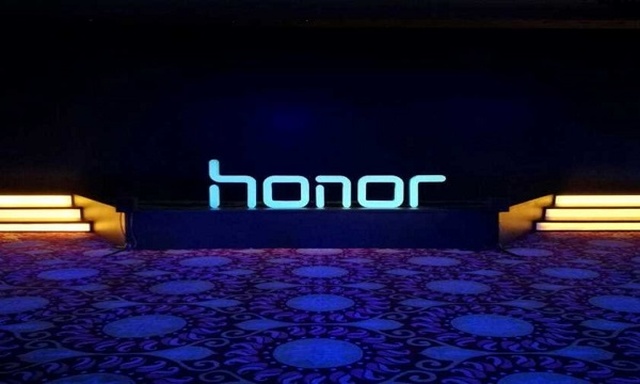 Honor Magic Pozuje na Zdjęciach - Rośnie Konkurencja dla Mi Mix!