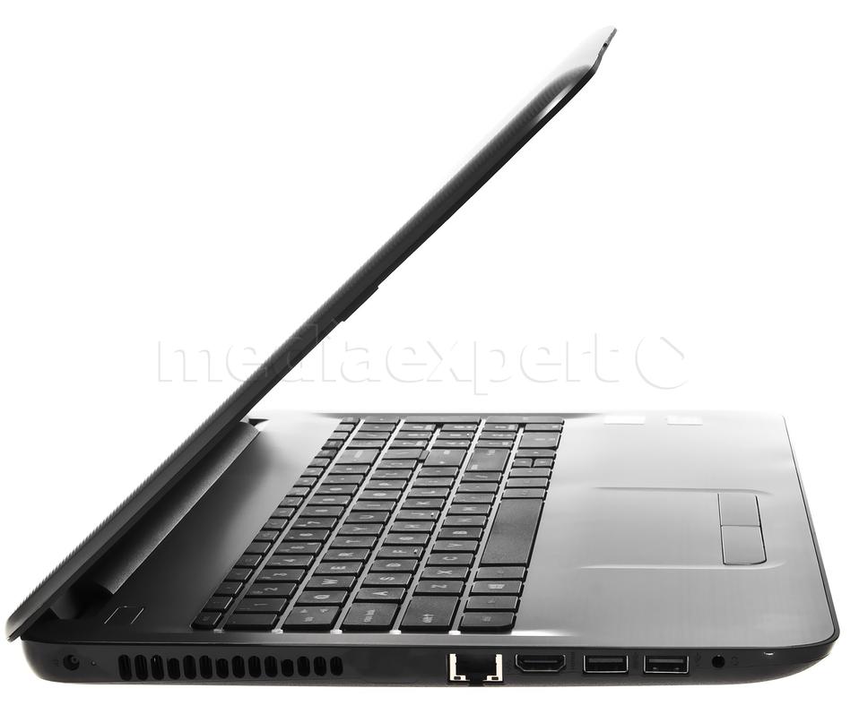 HP 15-AY073NW (W7A16EA) i7-6500U 8GB 1000GB R7 M440 W10