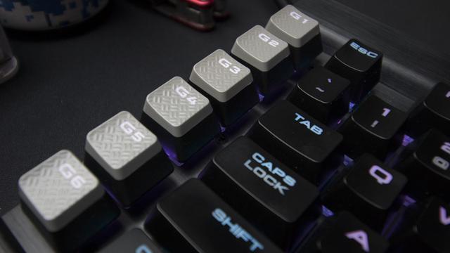 Corsair Zmienia Oblicze Gamingowego Sprzętu - Kable O(d)padają!