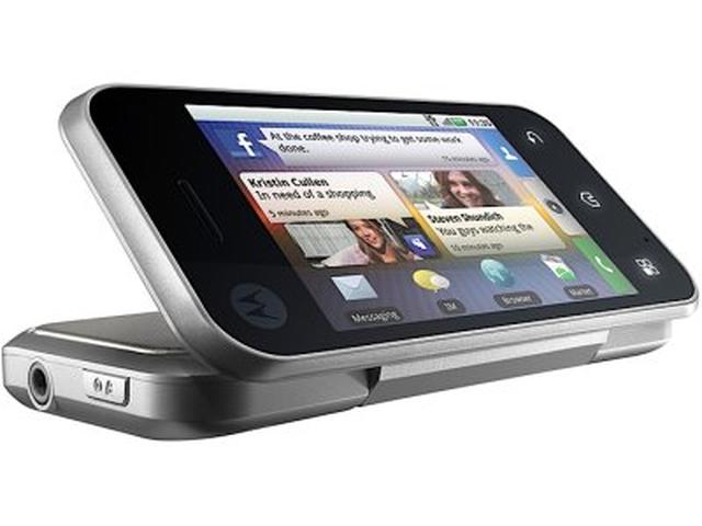 Motorola Backflip – smartfon o nowatorskiej konstrukcji