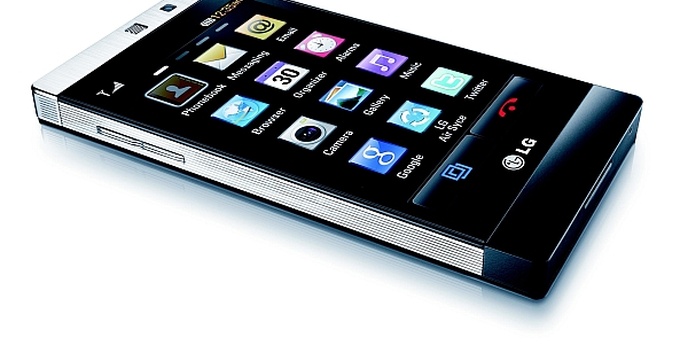 LG Mini GD880 - mini jest znowu trendy