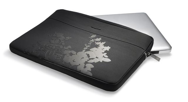 Golla Black Deal - etui do MacBooka
