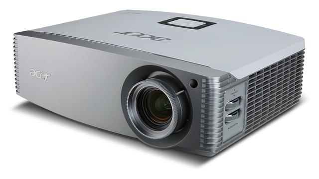 Projektor wideo Acer H9500. Wspaniała rozrywka w Twoim salonie