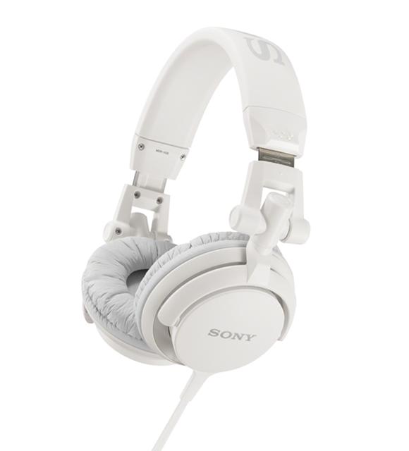 Świeży styl na ulicę: kolorowe słuchawki Sony MDR-V55 i MDR-ZX600