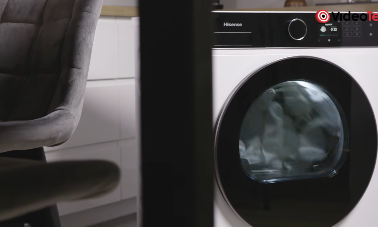 Hisense 5i DH5I104BWAB przy pracy