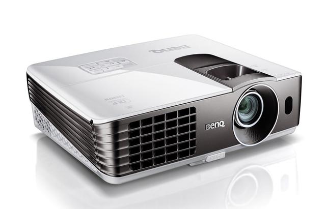 Dwa biznesowe projektory BenQ - MX720 (XGA) i MW721 (WXGA)