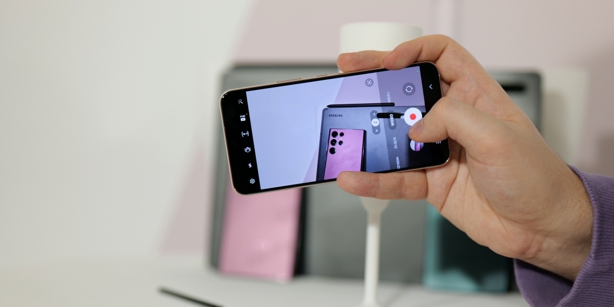 Galaxy S22+ stawia na nowy aparat główny