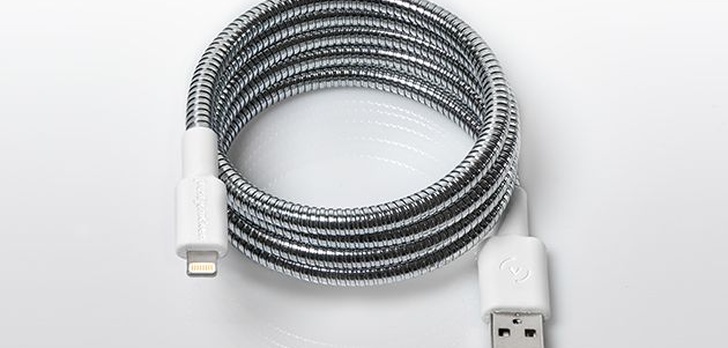 Ten Kabel USB Przetrwa Praktycznie Wszystko