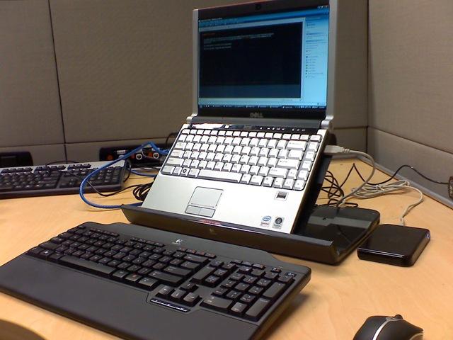 Logitech Alto Cordless - klawiatura i podstawka dla notebooków