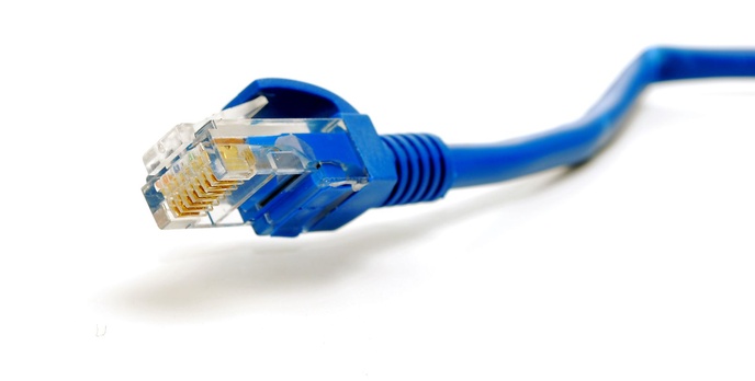 Internet w Polsce coraz szybszy  