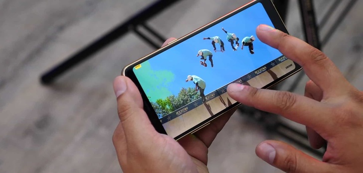 Nowy Średniak Samsunga Wkracza na Polski Rynek!