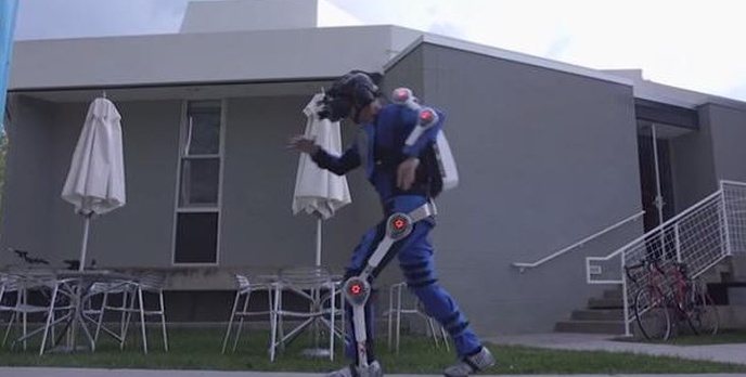 Egzoszkielet, Który Uczy Szacunku do Starszych Osób