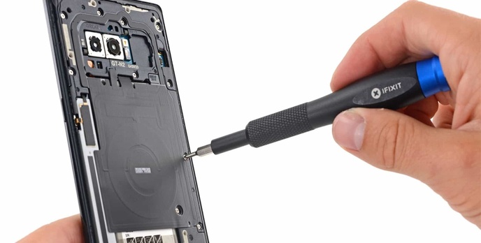 Samsung Galaxy S9 - Jak dużo wyniesie naprawa?