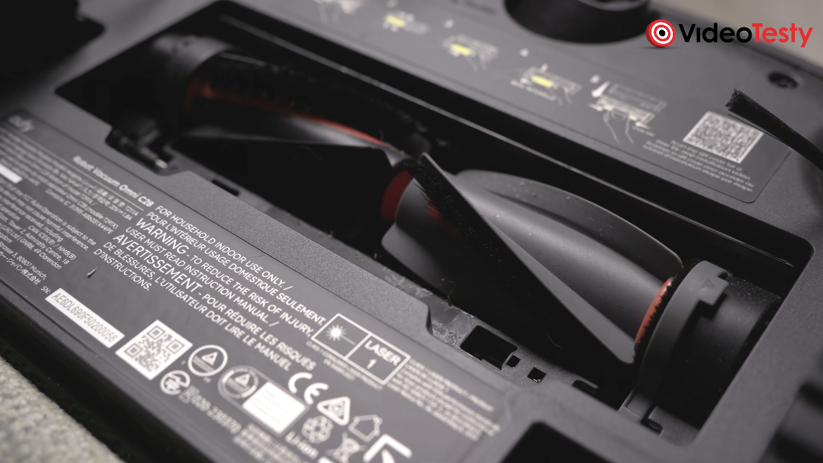 Specjalne szczotki w module głównym Eufy C28