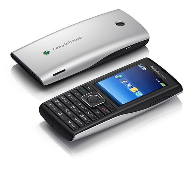 Sony Ericsson Xperia X8, Yendo oraz Cedar - nowe telefony