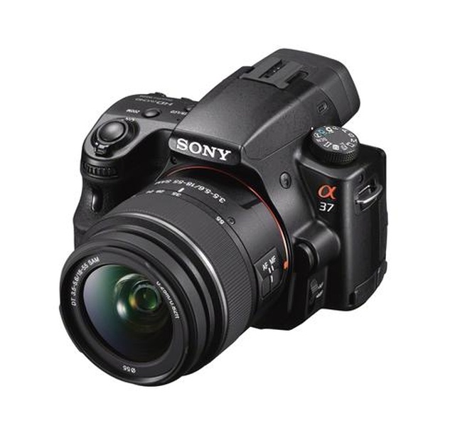 Nowy aparat Sony α37 z uchylnym ekranem LCD