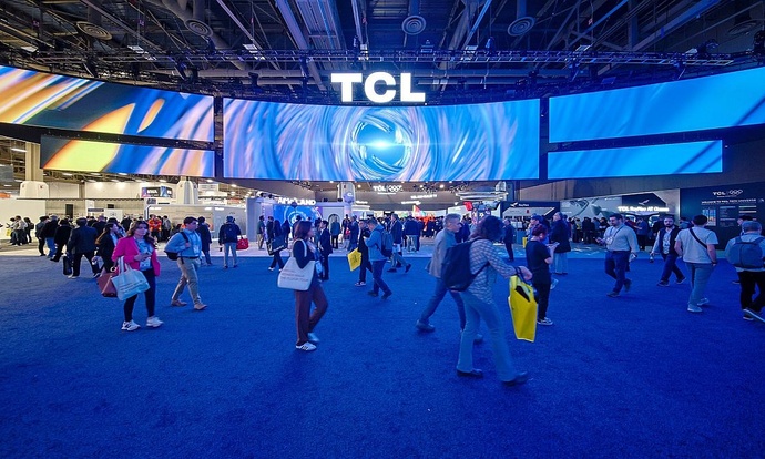 Niespodziewana zmiana na rynku RTV: TCL detronizuje Samsunga i zostaje liderem dostaw telewizorów!