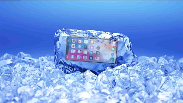 Niepoprawne Działanie Ekranu iPhone X na Mrozie - Wada Fabryczna?