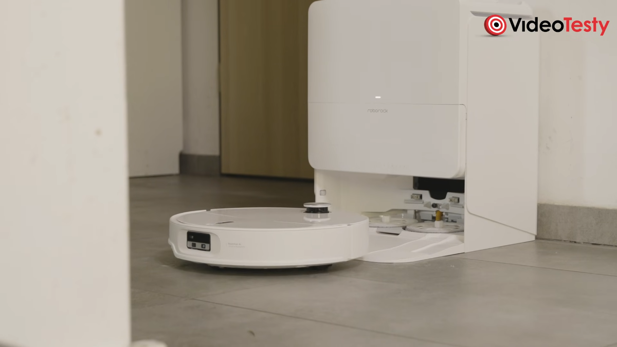 Wyjeżdżający ze stacji bez mopów Roborock Qrevo Edge 2 Pro
