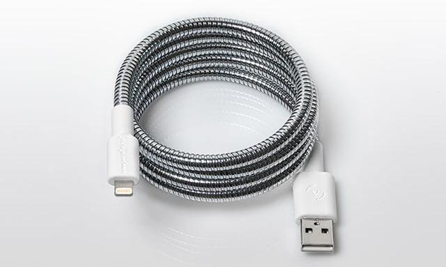 Ten Kabel USB Przetrwa Praktycznie Wszystko