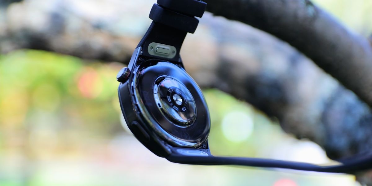 huawei watch gt 5 pro  ceramiczny tyl