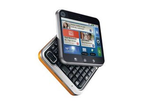Motorola FLIPOUT z MOTOBLUR - telefon, który wpasuje się w Twoją kieszeń