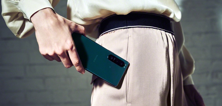 Zmienna ogniskowa i większe baterie - Nowe Sony Xperie namieszają na rynku!