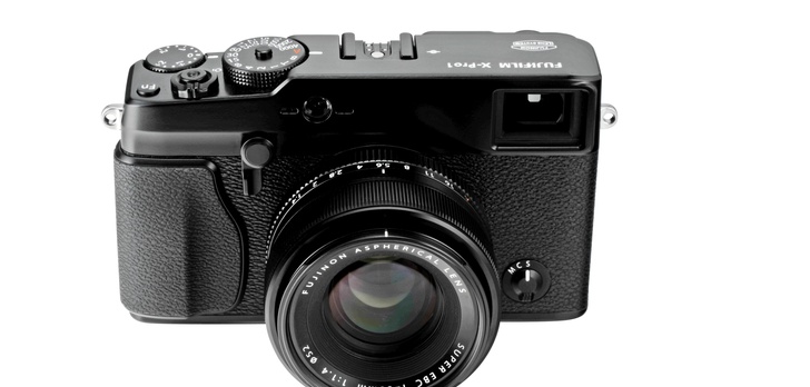 Fujifilm wprowadza na rynek zupełnie nowy aparat Fujifilm X-Pro1 z wymiennymi obiektywami Fujinon