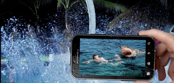 Motorola wprowadza do Polski smartfon - DEFY+