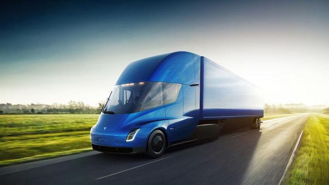 Tesla Semi - Elektryczne ciężarówki wjeżdżają na drogi