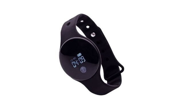 Hykker SmartyFit 3 - Inteligentna opaska za jedyne 49,99 zł w Biedronce!