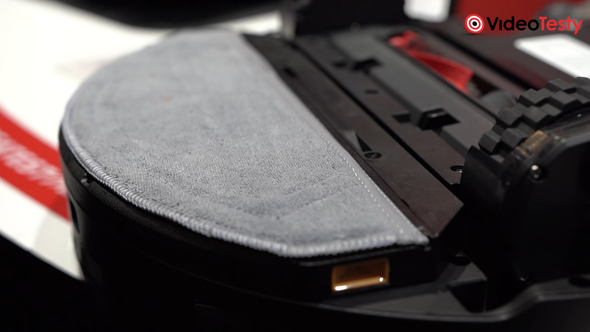 Roborock Saros 20 Sonic od spodu