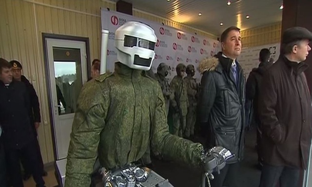 Rosja Szykuje Humanoidalne Roboty Wojskowe