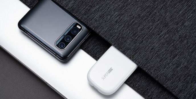 Oppo z nowym Flash Charge naładowane w 14 minut