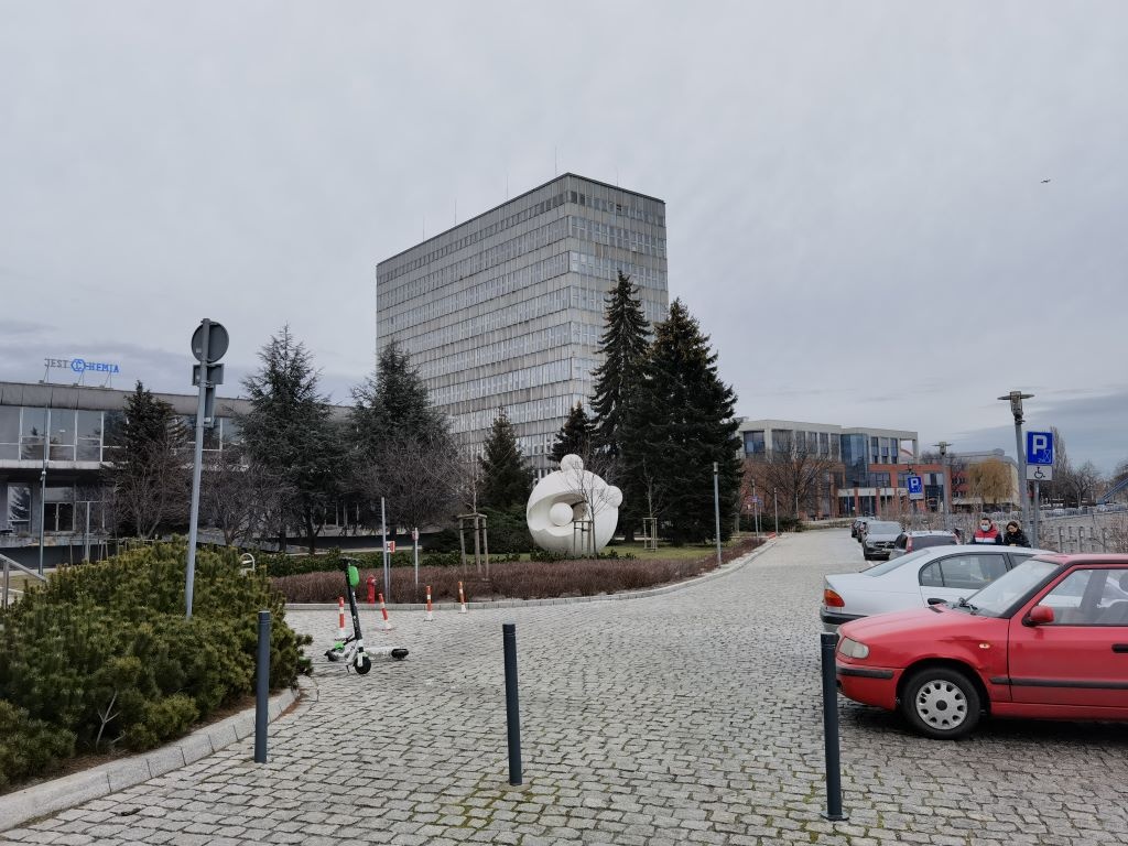 Zdjęcie w ciągu pochmurnego dnia