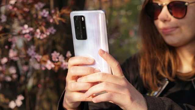 Huawei powalczy z Androidem - Pierwszy smartfon z Harmony OS już niebawem