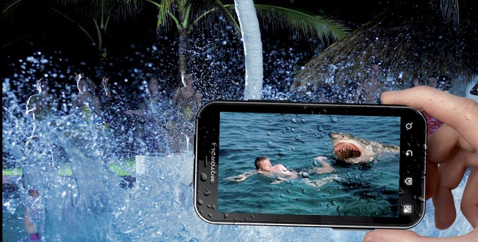 Motorola wprowadza do Polski smartfon - DEFY+