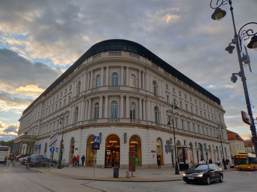 HDR uaktywnia się automatycznie