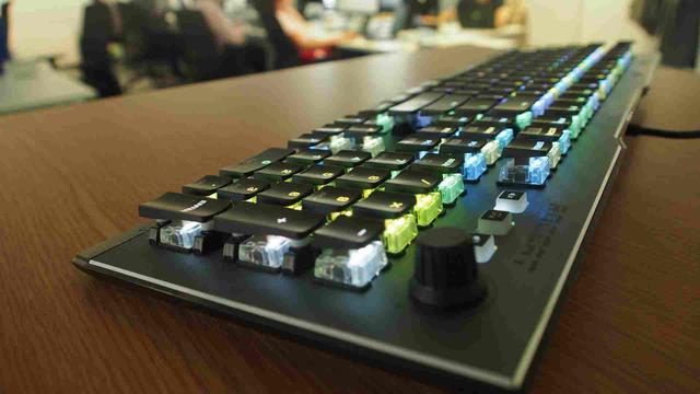 ROCCAT stworzył własne przełączniki i już użył ich w najnowszej klawiaturze!