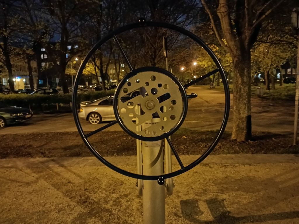 Zdjęcie nocą w trybie automatycznym