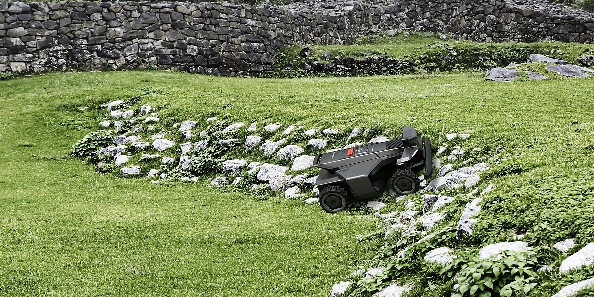 Seria Navimow X4 Series