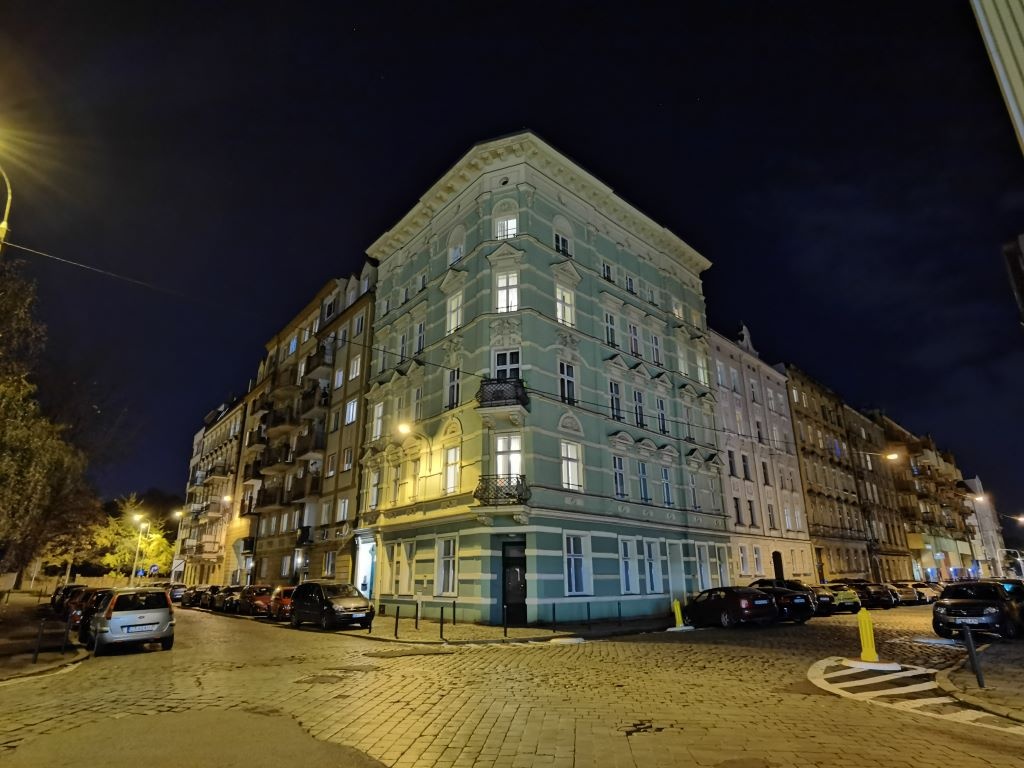 Tryb automatyczny nocą z Huawei Mate 40 Pro