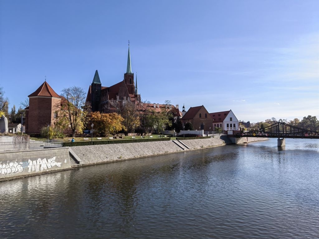 Zdjęcie bez wyraźnego punktu ostrości