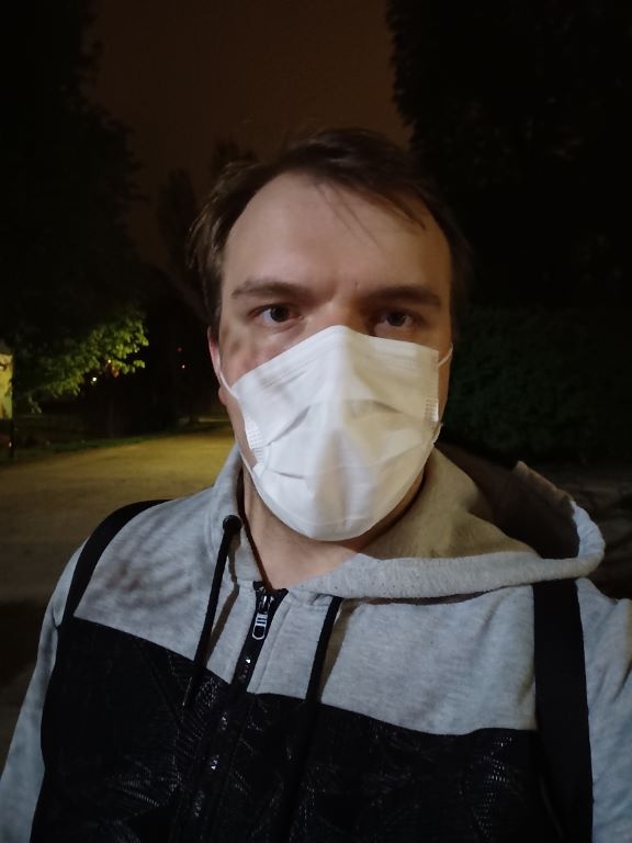 Selfie nocą - tryb automatyczny
