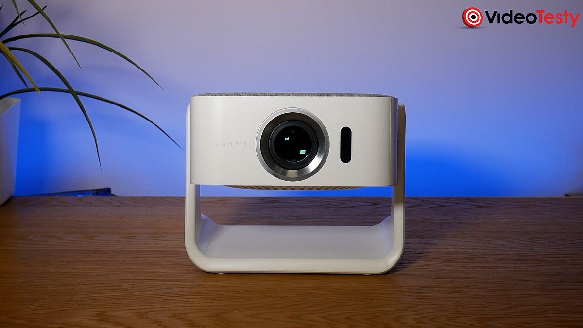 testujemy projektor Kiano Elegance Cinema