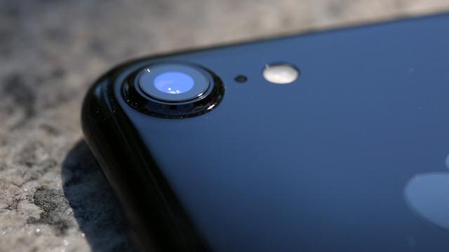 Cena iPhone'a 7 od Podszewki - Kto Zyskuje Najwięcej?